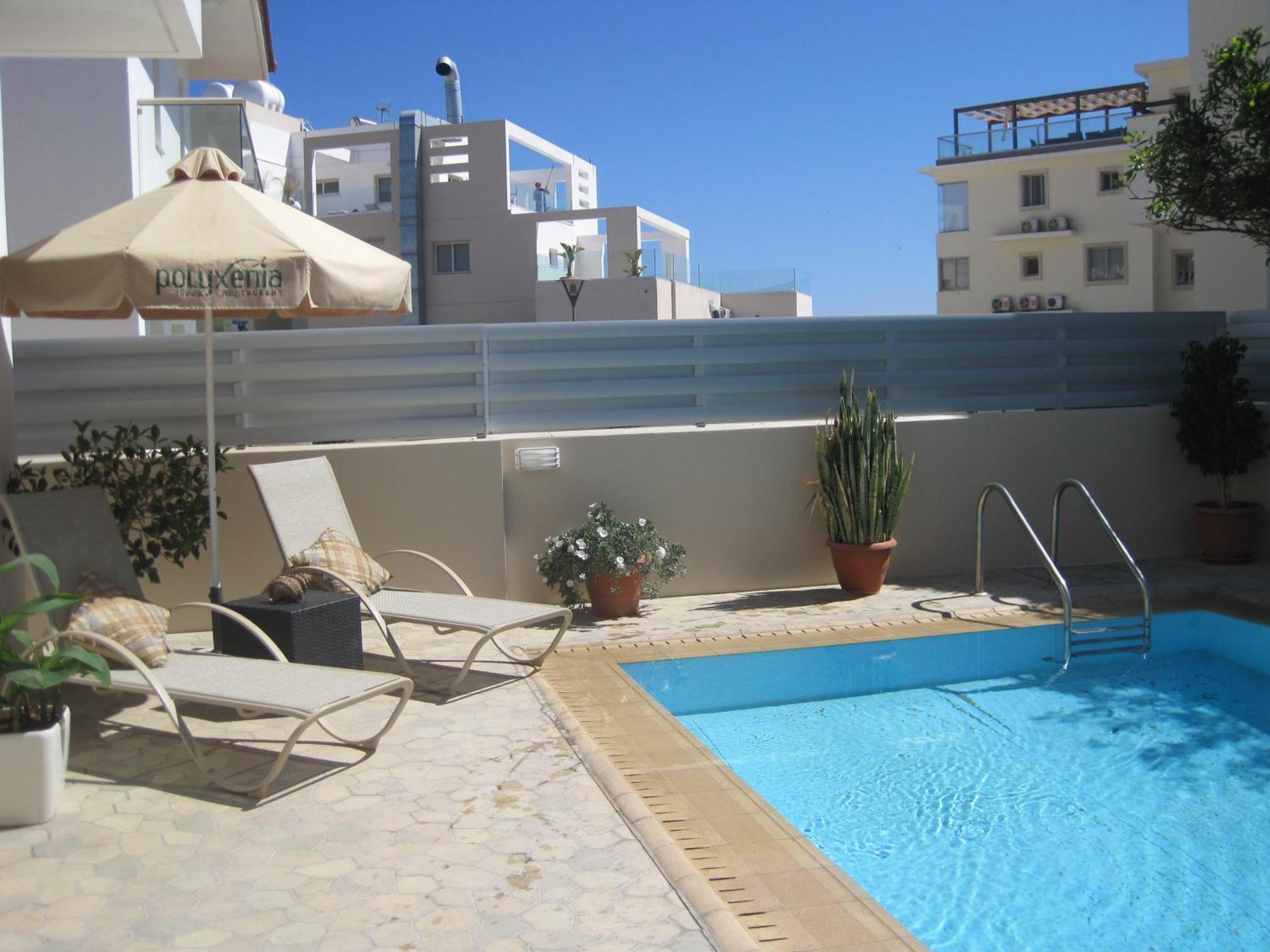 Polyxenia Isaak Luxury Villas And Apartments Protaras Oda fotoğraf