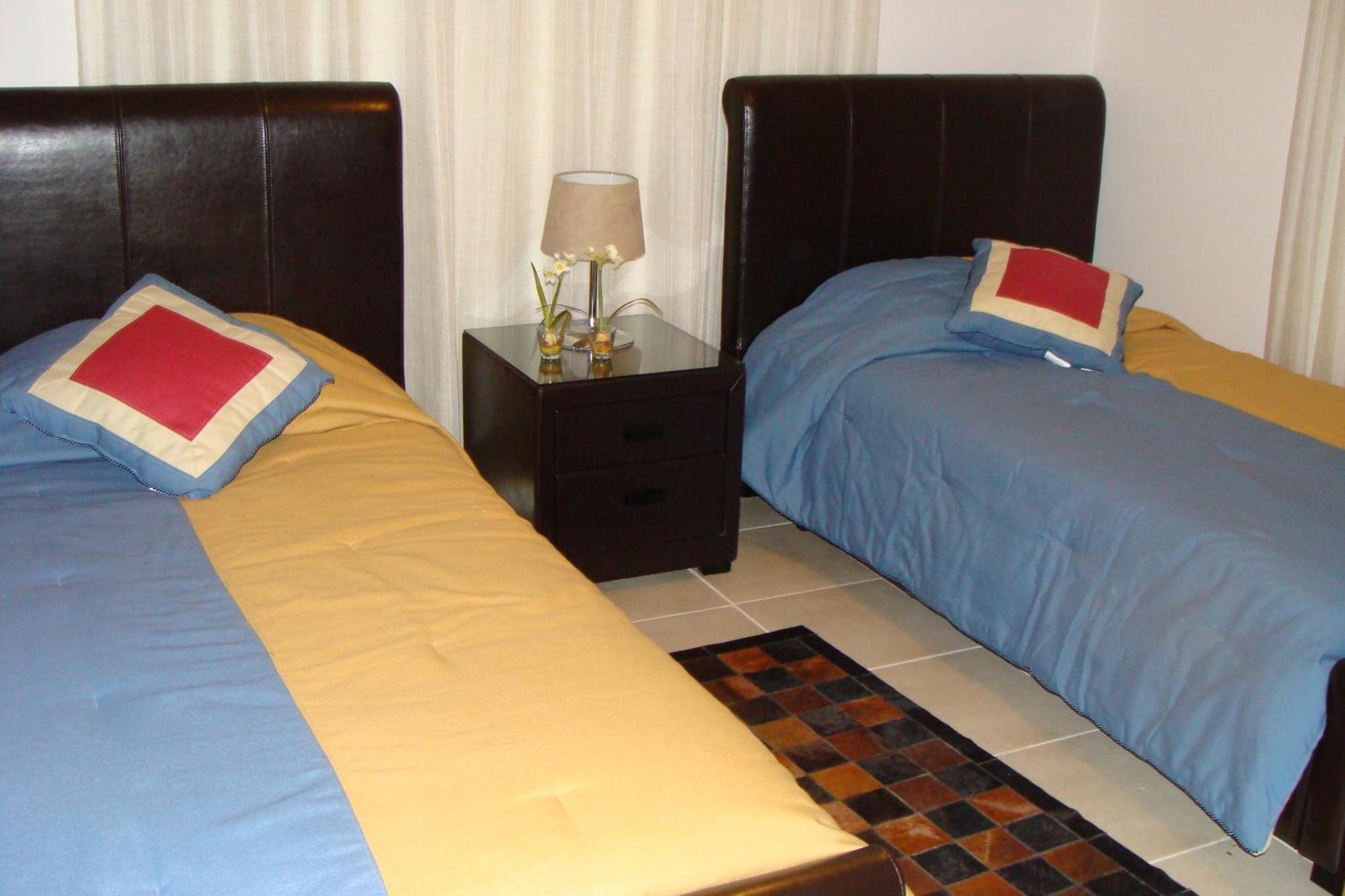 Polyxenia Isaak Luxury Villas And Apartments Protaras Oda fotoğraf