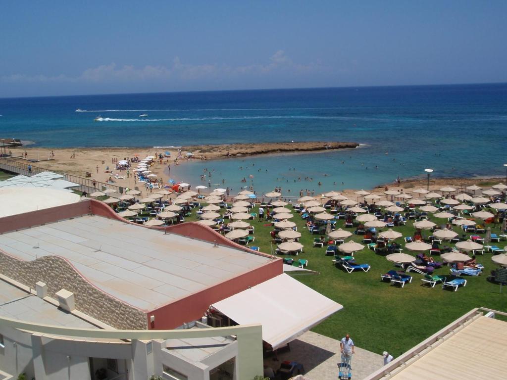 Polyxenia Isaak Luxury Villas And Apartments Protaras Dış mekan fotoğraf