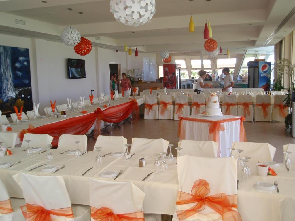 Polyxenia Isaak Luxury Villas And Apartments Protaras Dış mekan fotoğraf