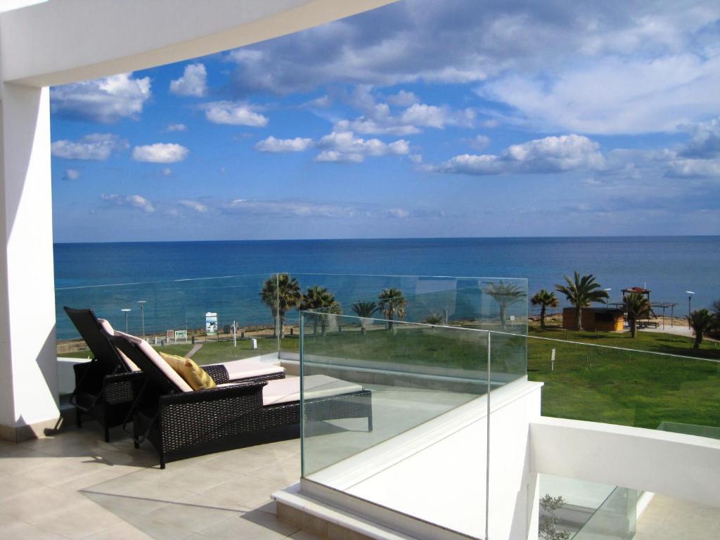 Polyxenia Isaak Luxury Villas And Apartments Protaras Dış mekan fotoğraf